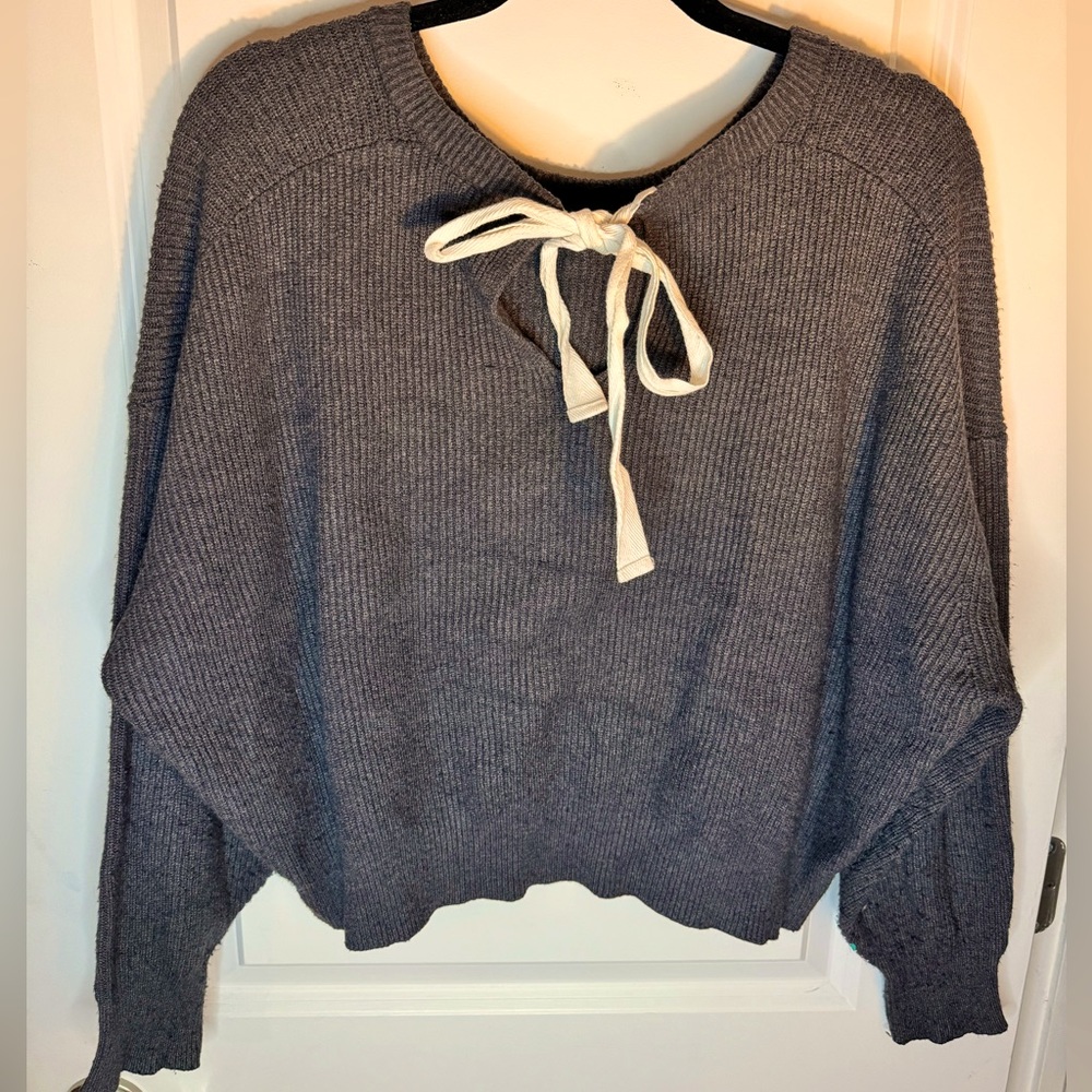 Zara gray pullover with tie back